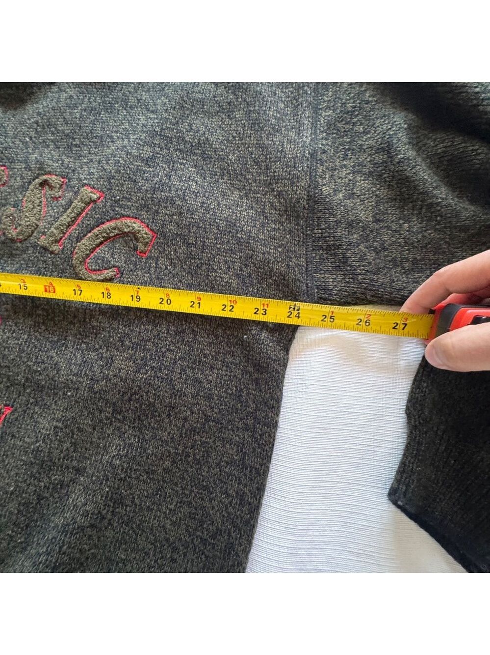 Vintage 1990’s IOU Classic Charcoal Crewneck Sweater Acrylic size L - Picture 5 of 7